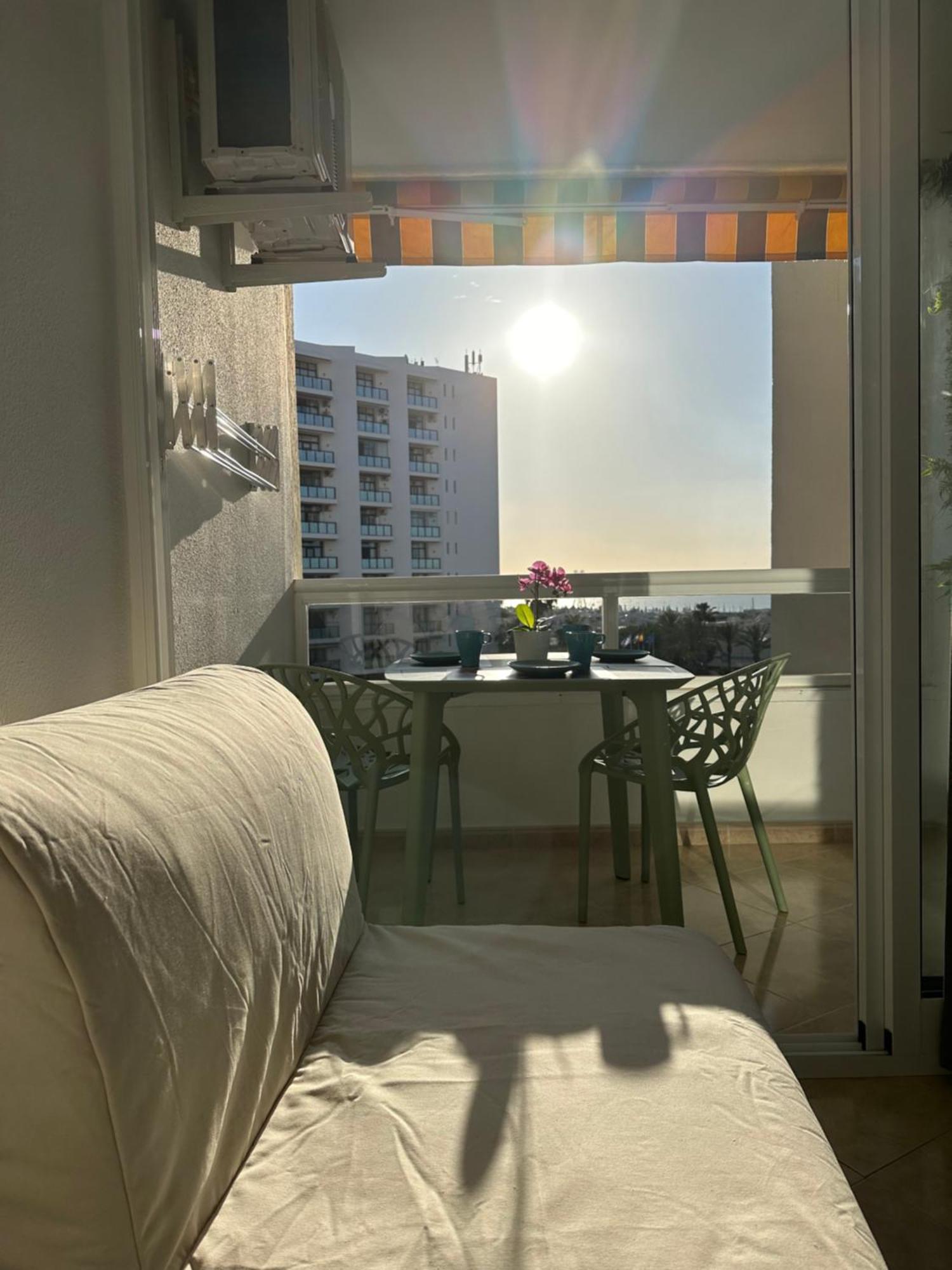 Tamarindo 5 Apartment เบนัลมาเดนา ภายนอก รูปภาพ