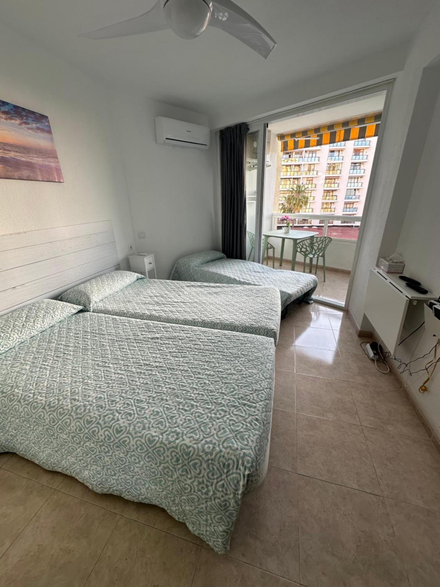 Tamarindo 5 Apartment เบนัลมาเดนา ภายนอก รูปภาพ