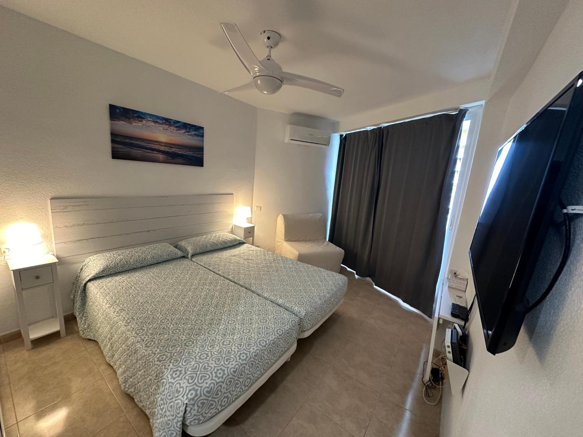 Tamarindo 5 Apartment เบนัลมาเดนา ภายนอก รูปภาพ